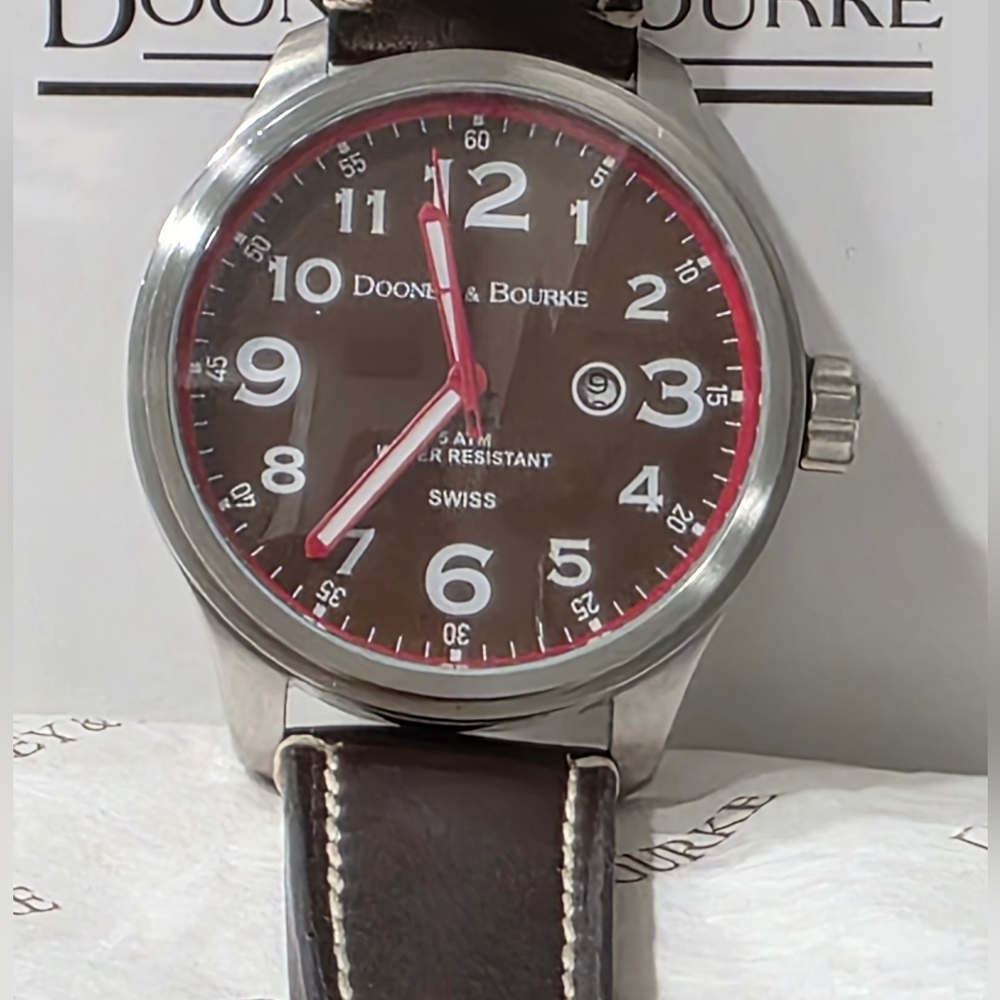 New, Dooney & Bourke Large Faced Mariner Leather Swiss Made Watch, Unisex - Picture 2 of 15